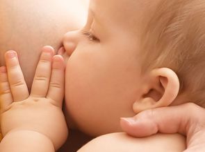 Польза грудного молока для новорожденного